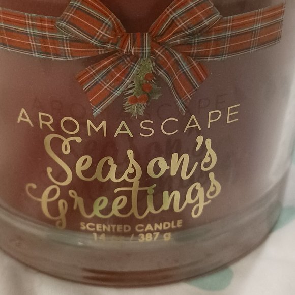 NEW! AROMASCAPE SEASON'S GREETINGS 3 WICK CANDLE - Picture 6 of 7